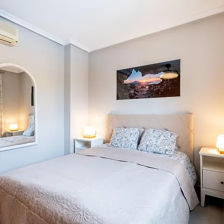 דירה Del Duque Ocean View Terrace